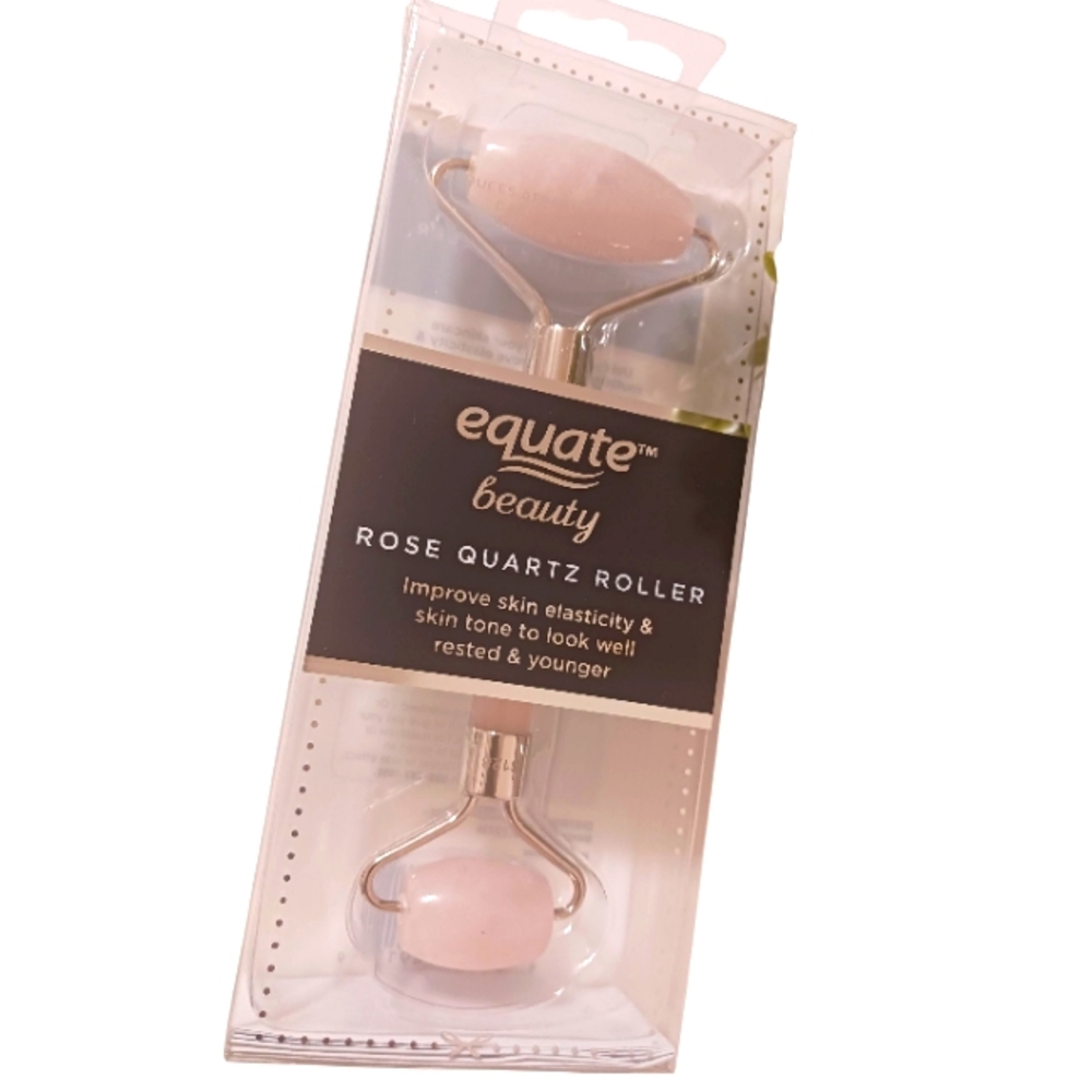 NIB EQUATE BEAUTY ROSE QUARTZ ROLLER 🩷